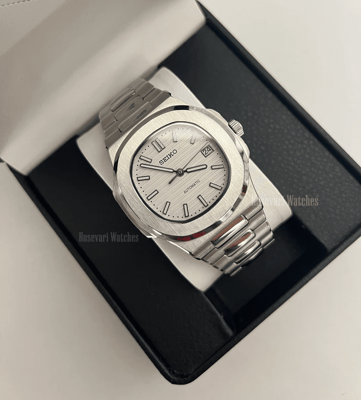 Nautilus (Silver White) Seiko NH35 automatic mod watch. A white dial watch with a silver bezel and metal link bracelet inside a black watch box.